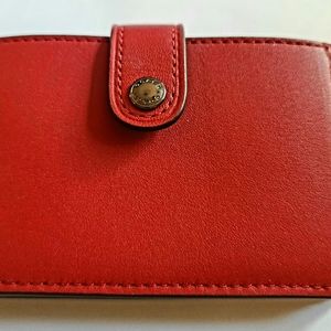 COACH ACCORDION CARD CASE F68393